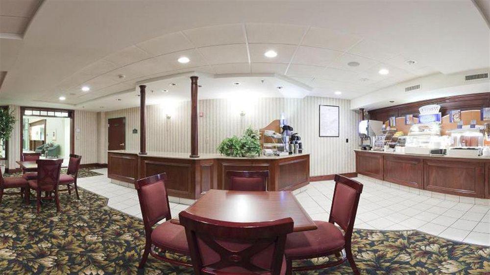 Holiday Inn Express & Suites Wadsworth By Ihg Eksteriør billede