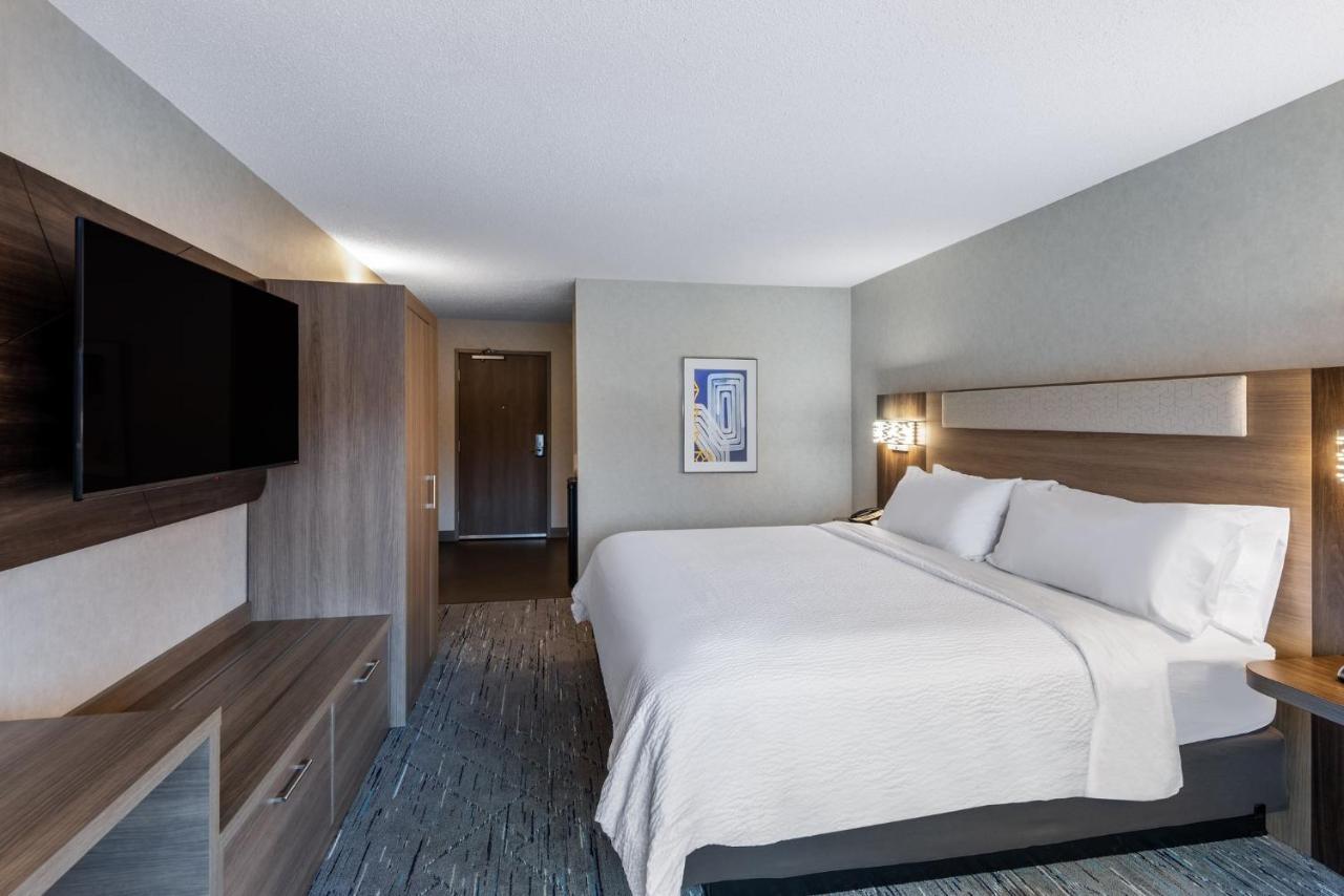 Holiday Inn Express & Suites Wadsworth By Ihg Eksteriør billede