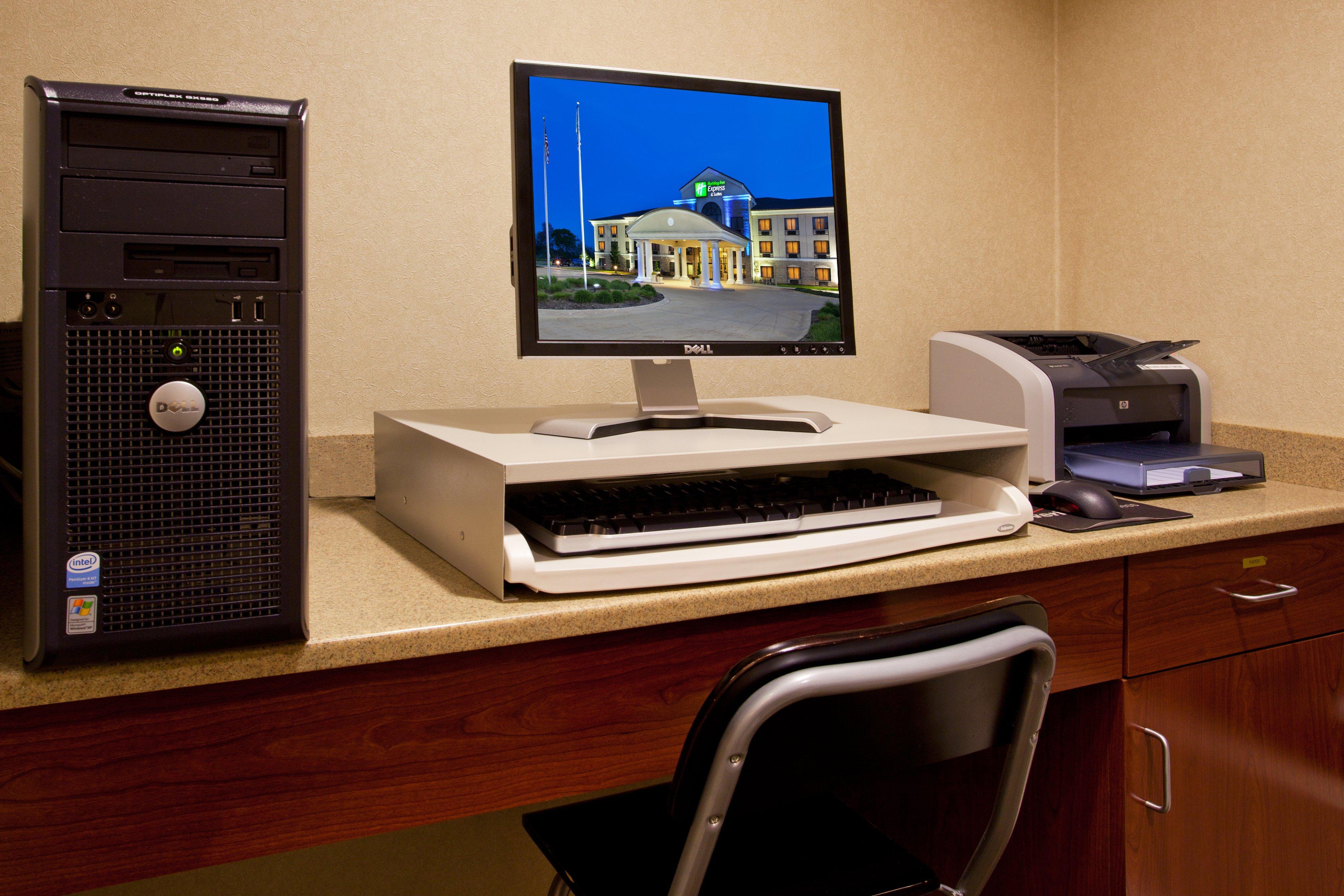 Holiday Inn Express & Suites Wadsworth By Ihg Eksteriør billede