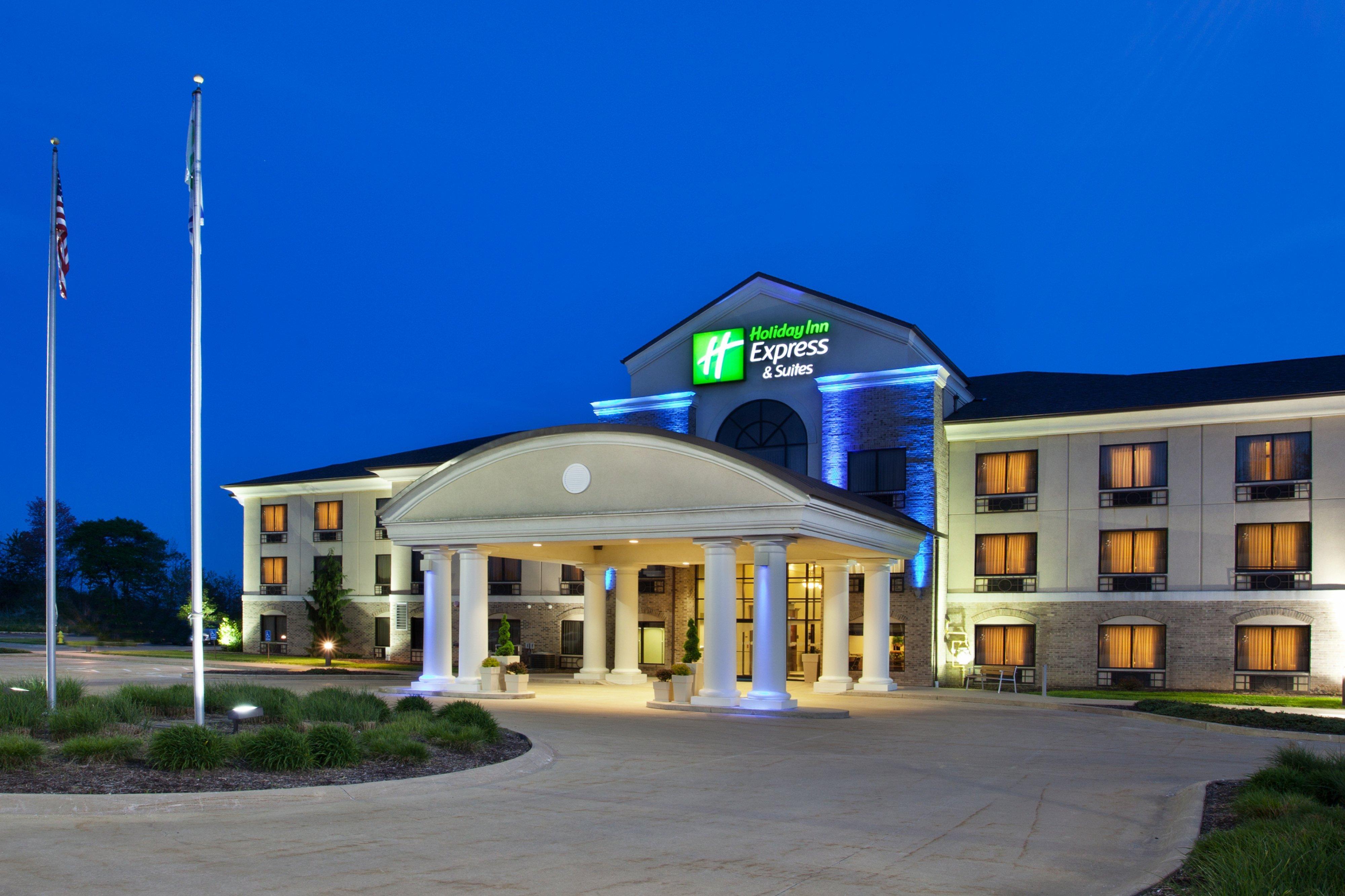 Holiday Inn Express & Suites Wadsworth By Ihg Eksteriør billede