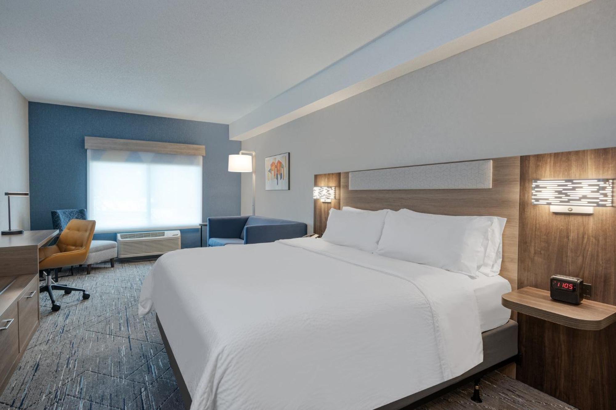 Holiday Inn Express & Suites Wadsworth By Ihg Eksteriør billede